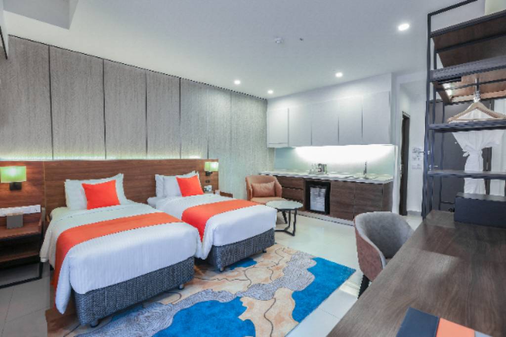 hotel-img