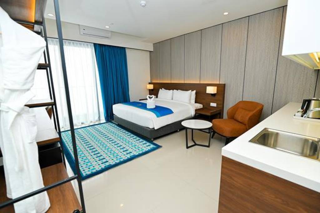 hotel-img