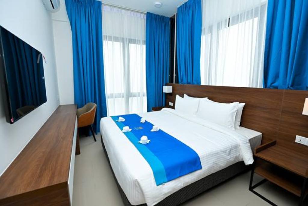 hotel-img