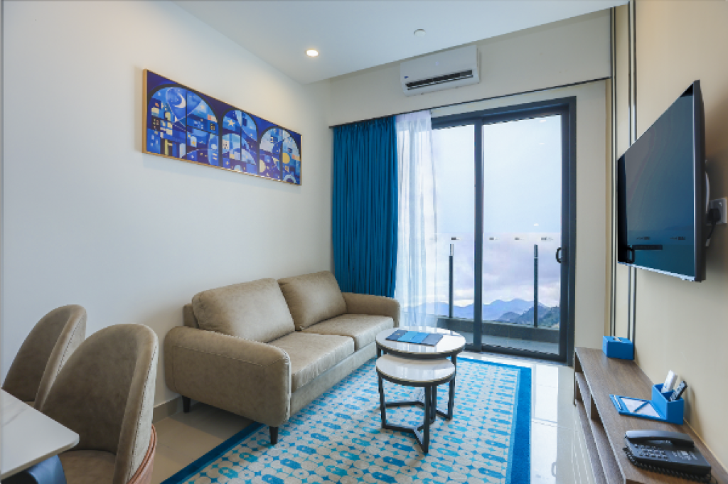 hotel-img